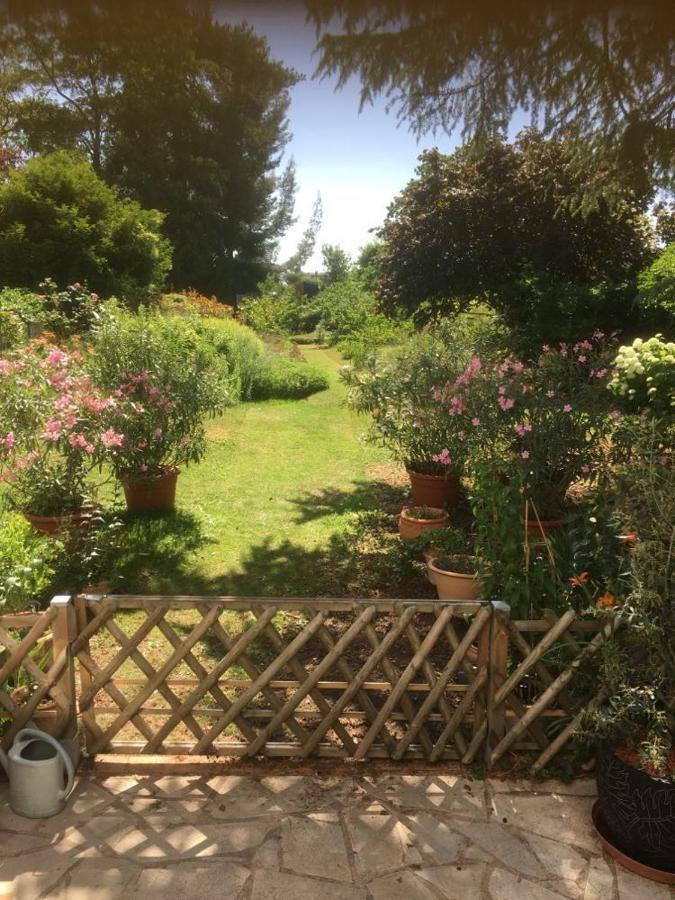 Maison Anne Face To Park In Vernon Giverny Bagian luar foto